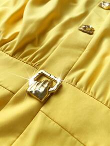 Maweii 女士无袖束腰领金属装饰短款连衣裙，尺码齐全，适合派对、休闲和度假穿着。 - 黃色 - 查看 7