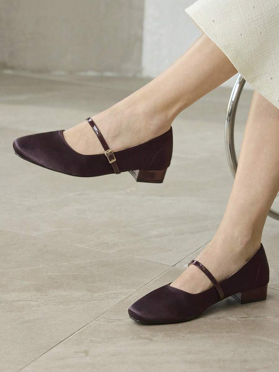 MOTF PREMIUM SEPATU FLAT WANITA HAK KOTAK YANG NYAMAN DAN SERBAGUNA - Purple - View 1