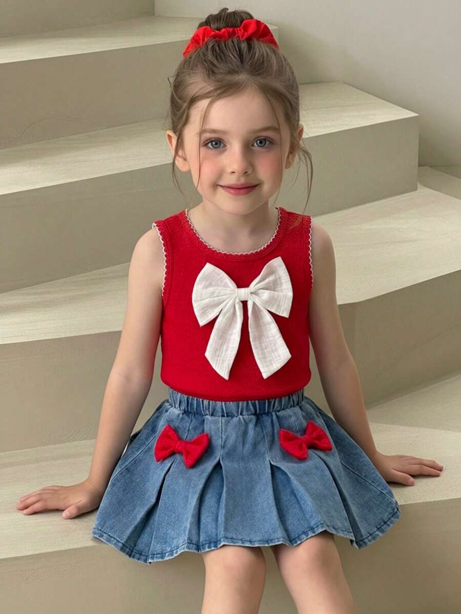 SHEIN Playful Pals 2件套 女童可爱提花针织蝴蝶结装饰无袖上衣+牛仔百褶裙 甜美休闲套装，适合夏季日常穿着、旅行或拍照 - 紅色 - 查看 1