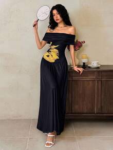 EastFlair 女士优雅露肩印花连衣裙，夏季 - 黑色和金色 - 查看 4