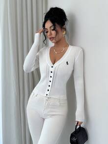 SHEIN Elenzya Áo khoác cardigan ngắn dệt kim dáng ôm cổ chữ V thêu họa tiết mới dành cho nữ, cài một hàng khuy, eo chun. - trắng - Xem 8
