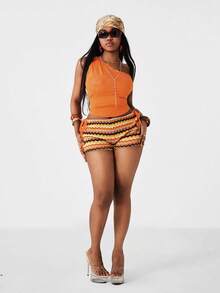 Coolane Conjunto de ropa de vacaciones bohemia elegante para primavera/verano de mujer con top de punto de rayas y shorts mini de boxeador marrones - Multicolor - Ver 5