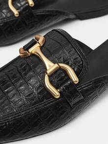 MOTF 适合圣诞节穿着的女士日常舒适平底便鞋 - 純黑 - 查看 6