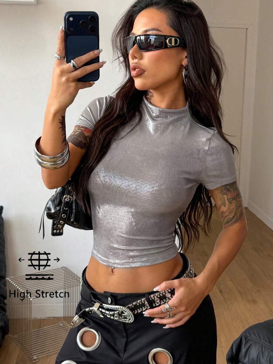 Coolane Camiseta de cuello de embudo ajustada, brillante, de lujo y con estilo para mujer, ideal para el streetwear, festivales y raves en primavera/verano - Plateado - Ver 1