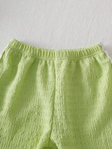 SHEIN Vintaside Kids 女童清新田园休闲甜美可爱风纹理面料3D立体花卉装饰荷叶边吊带背心搭配荷叶边短裤，适合春夏度假和户外玩耍 - 綠色 - 查看 7