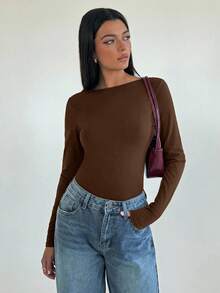 Aloruh Women's Sexy Elegant Contrast Lace Open Back Fitted Cropped Long Sleeve T-Shirt, Spring/Summer - Brown - View 6