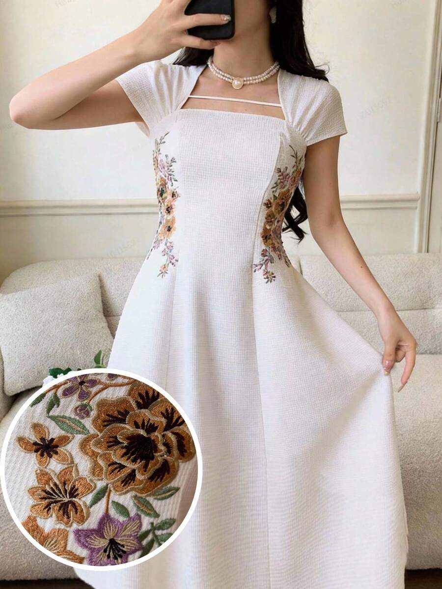 Modelyn 女士天鹅领短袖花卉刺绣优雅中长连衣裙 - 杏色 - 查看 1