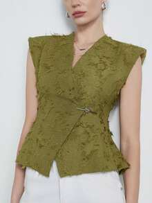 Aveloria Modichic Olive Green Jacquard Tassel Fabric Elegant Design Waist Cinched Vest With Asymmetric Metal Button Decor, Versatile For Work And Leisure, Vintage Style Fitted For Women - Green - View 2