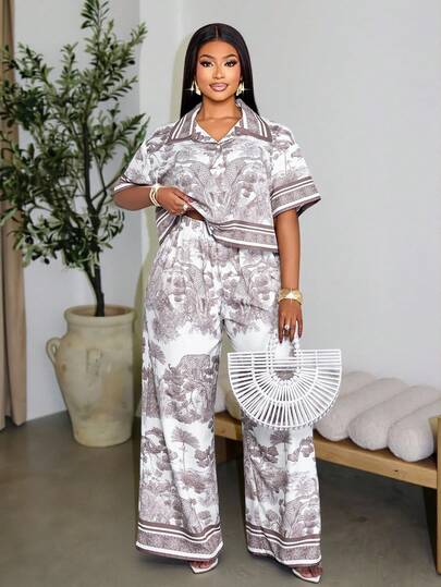 SOLERSUN Spring/Summer Plus Size Women's Wear: Elegant And Stylish, Perfect For Casual Vacations. This Set Includes A Grey-Brown Animal Print Short-Sleeved Shirt In A Non-Stretch Woven Fabric With Button Details At The Collar And An Elastic Waist, Paired With Straight-Leg Trousers. A Two Pieces Set Is Also Available