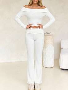 SHEIN Conjunto de 2 piezas de camiseta corta de hombros caídos acanalada y pantalones campana, para uso casual y diario en primavera/otoño - Blanco - Ver 3