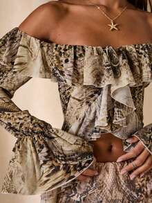 SHEIN BAE 女士露肩长袖荷叶边下摆时尚印花短款不对称下摆上衣，夏季 - 杏色 - 查看 7