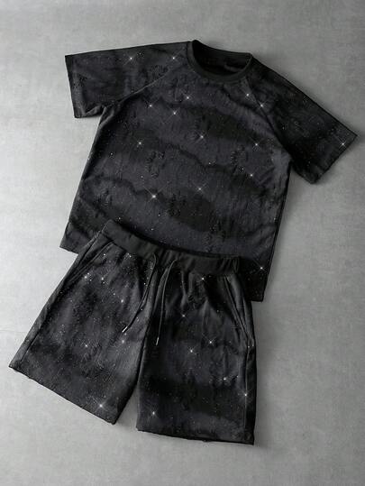 Aesthetic Post 2 pièces/Set T-shirt à manches courtes et short à cordon de serrage pour hommes, en tissu tricoté, col rond et short à taille élastique, style décontracté, imprimé étoilé, style de rue unique et artistique, unisexe, tenue de couple, costume de rappeur, cadeau pour petit ami, Top brillant avec étoiles