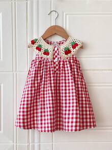 SHEIN Robe à carreaux rouges et blancs pour bébé fille, robe d'été sans manches avec col brodé de cerises, robe de princesse douce et fraîche pour le printemps/été. Vêtements de pique-nique pour bébé fille, vêtements rétro pour bébé, vêtements vintage pour l'été, robes d'été, robes de bal, robe rose - Rouge - Voir 4