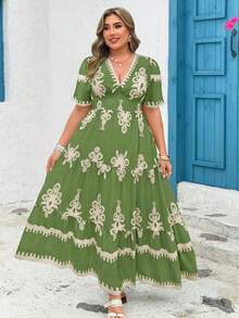 Clasi Vestido de mujer talla grande con estampado floral, cuello en V, mangas cortas y dobladillo con volantes, estilo vacacional - Limelight Green - Ver 3
