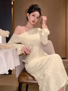 Joudiya Đầm nữ thanh lịch chất liệu vải dệt họa tiết, cổ bất đối xứng, tay bồng, eo ôm sát, vạt đuôi cá, thích hợp cho mùa xuân/thu. - Màu be - Xem 2