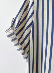 SHEIN Tall CURVE 大码女式法式休闲夏季V领短袖连衣裙 - 彩色 - 查看 4