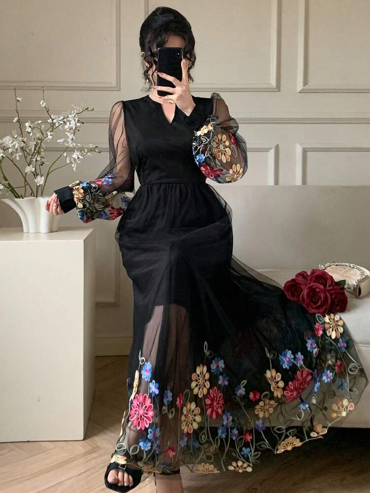 Women's V-Neck Cinched Waist Floral Embroidered Dress, Elegant Holiday Style Sundress