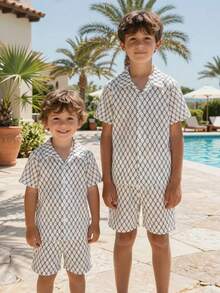 SHEIN Explorewe Bộ áo polo cổ bẻ và quần short màu trơn cho bé trai, thích hợp cho mùa hè. - Đen và trắng - Xem 10
