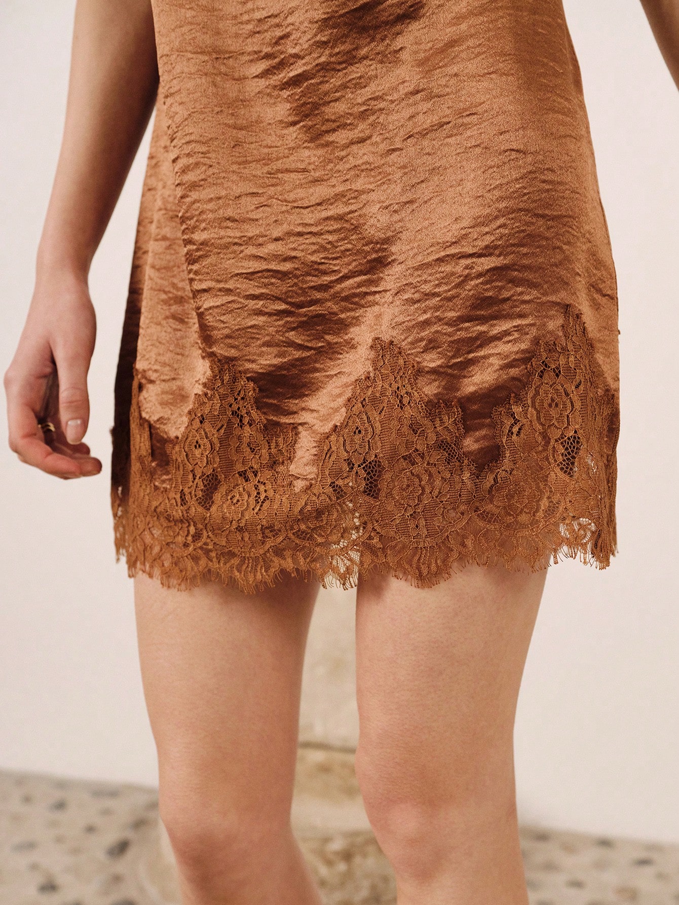 Sleeveless Straight Textured Satin Brick-Colored Dress With Lace Details Business Casual Spring Summer Vacation French Style Parisian Style