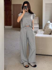DAZY 女款極簡運動風短袖針織居家服套裝 夏季 - 灰色 - 查看 1