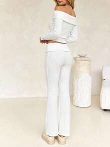 SHEIN Conjunto de 2 piezas de camiseta corta de hombros caídos acanalada y pantalones campana, para uso casual y diario en primavera/otoño - Blanco - Ver 2