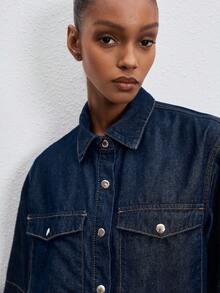 ATUI Studio Women's Solid Color Minimalist Daily Wear Short Sleeve Top And Shorts Denim Set - Navy Blue - View 2