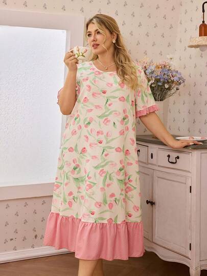 Chemise de nuit femme à manches courtes avec volants à l'ourlet, imprimé tulipe. Robe de nuit romantique mi-longue, grande taille