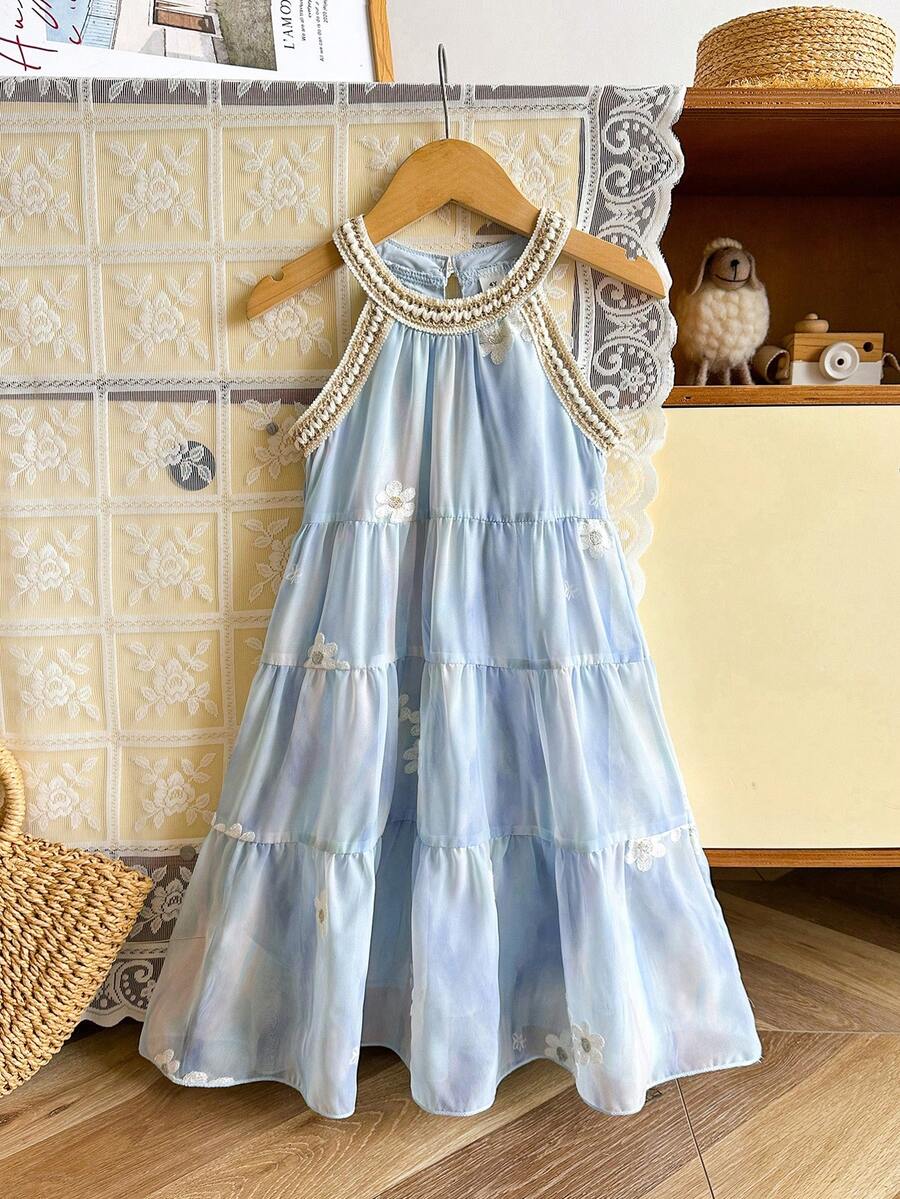 SHEIN Genkimix Kids 女童时尚渐变雪纺刺绣花边无袖露肩蓝色连衣裙，夏季 - 藍色 - 查看 1