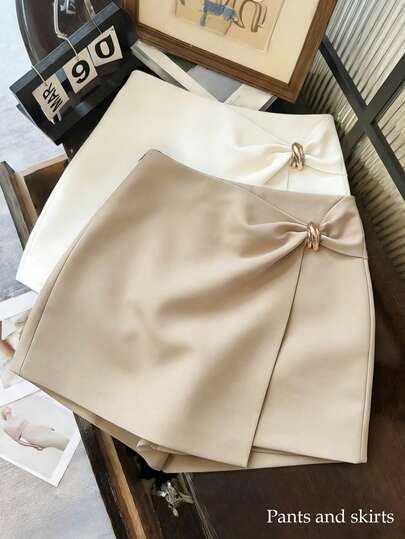  Franclia Women's Shorts, Women's Skirts, Fashionable, Casual, Commute, Versatile, High-Waisted And Slimming Pants And Skirts, Asymmetric Hem Metal Buckle Women's Khaki Shorts, Women's Khaki Skirt, Double-Layer Split Hem Suit Fabric A-Line Skort, Women's Summer Short Skirt With Pleated Waist Design, Women's Shorts, Casual Women's Wear, Women's Suit Shorts, High Waist Slim A-Line Mini Skort, Versatile Fashionable Casual Wear, Urban Teacher Workwear, Women's Casual Versatile Skirt Shorts, Women's Summer Skirt, Spring Khaki Shorts,Women's Solid Color Shorts, Solid Color Skirt,Women's Culottes,Summer Clothes,Vacation Shorts ,Women's Dress Pants,Black Shorts,Casual Outfit For Women,Brown Pants