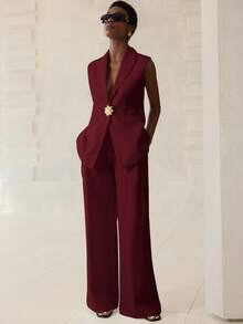 Aveloria Modichic Bộ vest trắng tối giản, thời trang, áo vest được trang trí bằng các chi tiết vàng tạo nên vẻ tinh tế, kết hợp với quần ống rộng tạo nên tổng thể sang trọng và lịch lãm. - Màu Đỏ Sâu - Xem 3