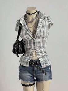 EgrlEra Women's Sexy Plaid Fabric Slim Fit Commuter Minimalist Office Lady Shirt - Multicolor - View 4