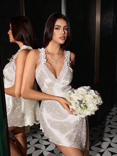 成熟性感蕾丝吊带提花加大码睡裙