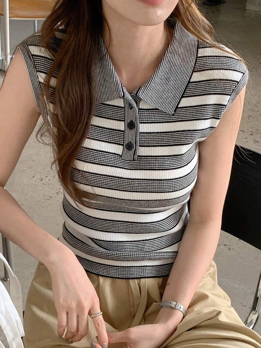 DAZY 撞色条纹修身 Polo 领休闲度假夏季针织女式上衣 - 灰色 - 查看 1