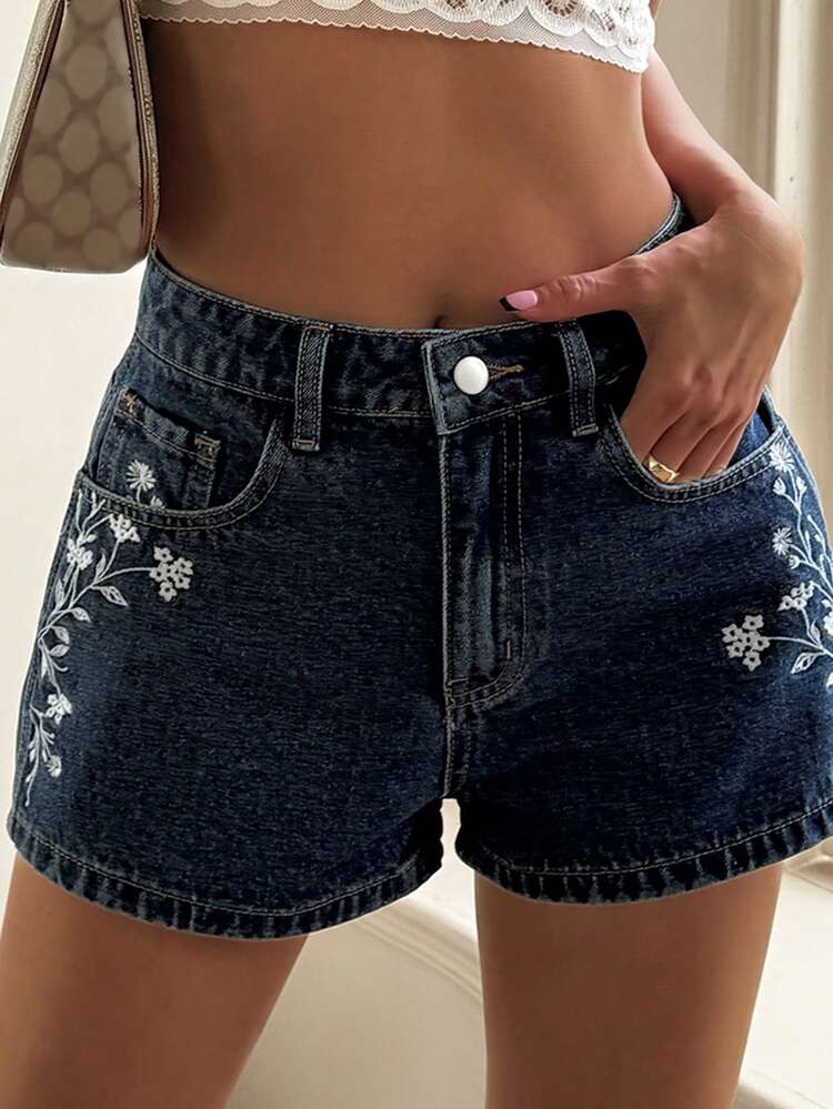 Women's Regular Waist Side Floral Embroidery Casual Denim Shorts Jorts
