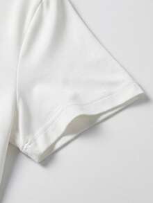 Noixe Y2K 女式露脐短袖T恤，心形领口带口袋，修身短袖上衣 - 白色 - 查看 4