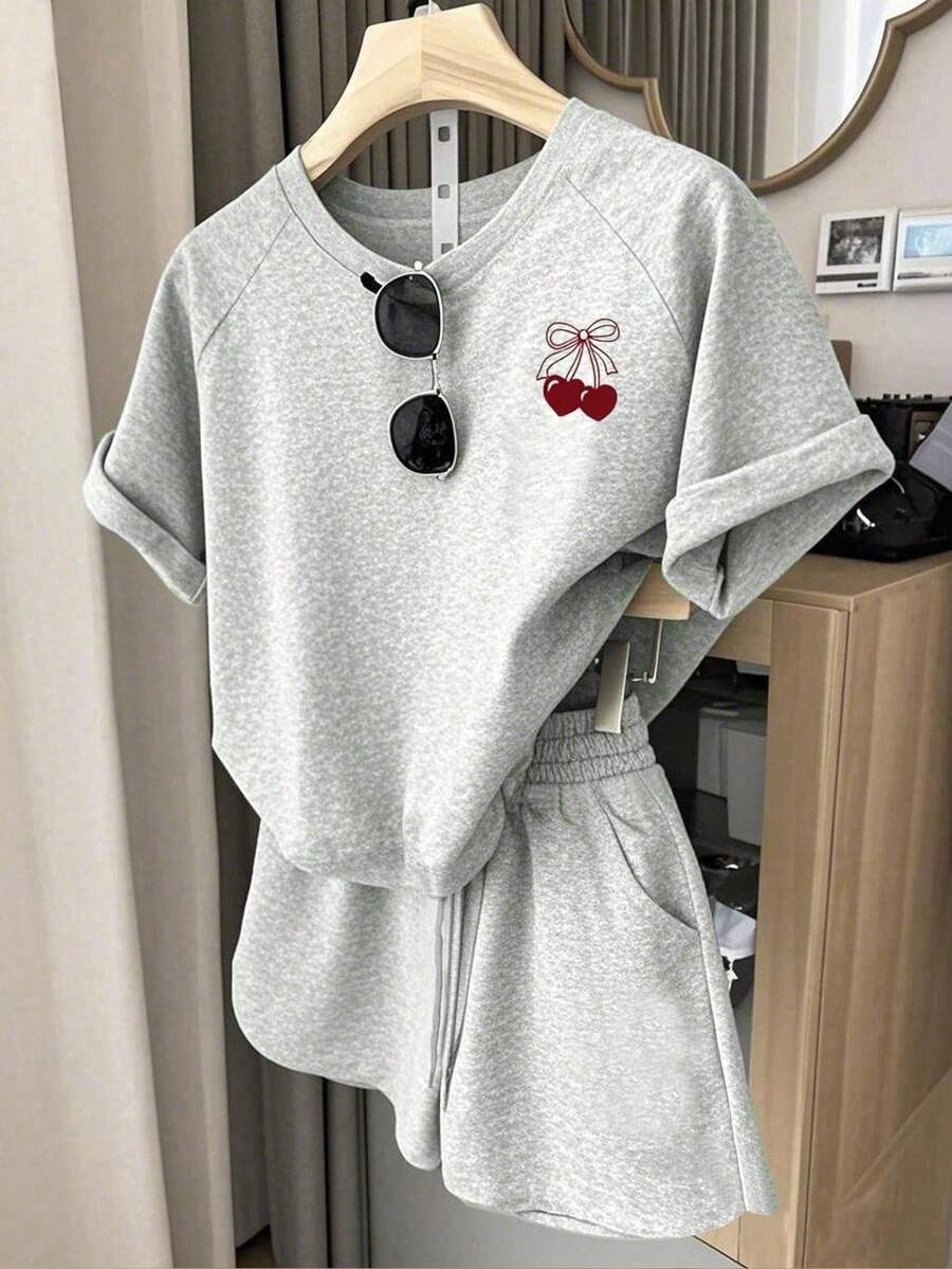 1 Set Pakaian Kasual Modis Nyaman Minimalis Motif Pita Ceri untuk Anak Perempuan Remaja, Cocok untuk Musim Semi/Panas, Atasan Lengan Pendek dan Celana Pendek, Sesuai untuk Aktivitas Luar Ruangan - Grey - View 1