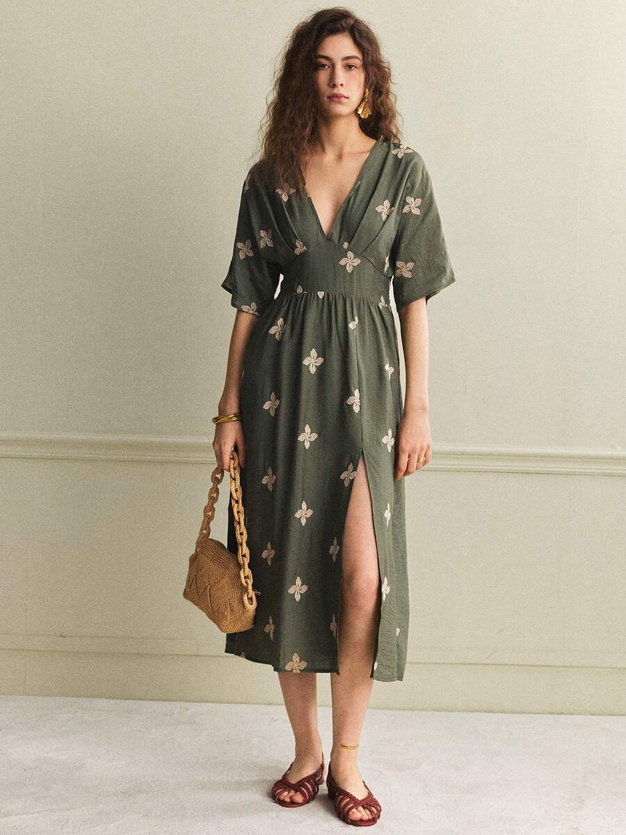 Écloséra Women's Elegant Embroidered Dress, French Retro Style Midi Dress, Spring/Summer - Army Green - View 1