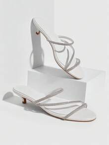 White rhinestone
