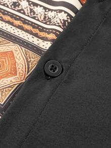 EGENSIO 男士夏季度假几何印花拼接 Polo 领短袖衬衫 - 黑色 - 查看 4