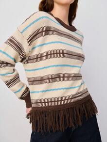 Nöista Cropped, Long Sleeve Sweater With Fringes Detail On Bottom Edge - Apricot - View 3