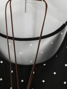 SHEIN LUNE CURVE 大码女式印花圆领T恤 - 面料柔软舒适，印花图案，休闲圆领短袖T恤，适合春夏穿着，大码女装 - 黑與白 - 查看 5