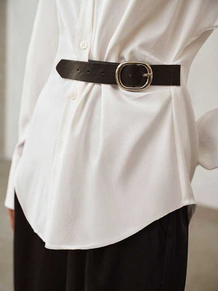 WHITE PLEATED SLIM FIT LONG SLEEVE SHIRT, SUITABLE FOR COMMUTING AND EVERYDAY WEAR