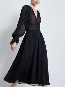 Aveloria Modichic European And American Retro Fashion Casual V-Neck Hollow-Out Long Sleeve Dress - Black - View 1