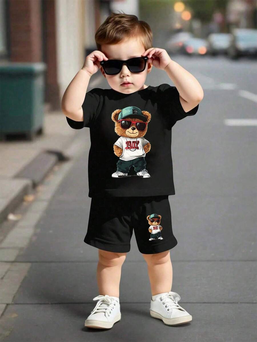 Bộ đồ mùa xuân hè cho bé trai, phong cách thường ngày, sáng tạo, cá tính, tươi mới, tối giản, dễ thương, họa tiết hoạt hình gấu đeo kính râm, áo thun ngắn và quần short đen cơ bản, thoải mái, ấm áp cho trang phục mùa hè. - màu đen - Xem 1