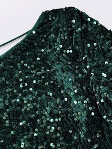 SHEIN Unity Vestido mini con lentejuelas y espalda descubierta, atuendos para el Día de San Valentín - Verde Oscuro - Ver 4