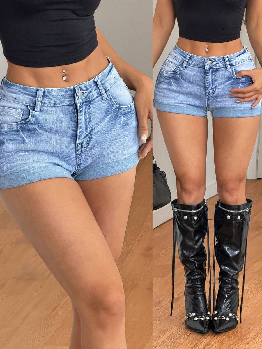 SHEIN PETITE 夏季娇小女装休闲日常性感夏季度假套装，口袋手工水洗设计，带口袋纽扣翻边设计的蓝色牛仔短裤 - 淺色水洗藍 - 查看 1