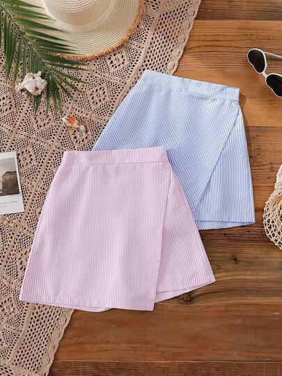 Vintaside Kids Girls And Adults Summer Striped Irregular Mid-High Waist Short Pants In Blue And Pink Combination Set. The Style Is Simple, Casual And Has Unique Details. It Is Made Of Woven Fabric, With A Loose Fit. It Is Suitable For Summer Outings, Vacations, Afternoon Tea With Friends, Parties And Other Occasions.