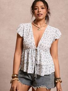 Plus Size Ditsy Floral Ruffle Sleeve Tie Front Summer Fashion T-Shirt - White - View 3