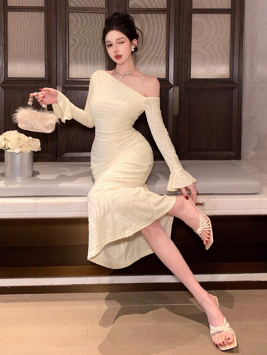 Joudiya Đầm nữ thanh lịch chất liệu vải dệt họa tiết, cổ bất đối xứng, tay bồng, eo ôm sát, vạt đuôi cá, thích hợp cho mùa xuân/thu. - Màu be - Xem 1