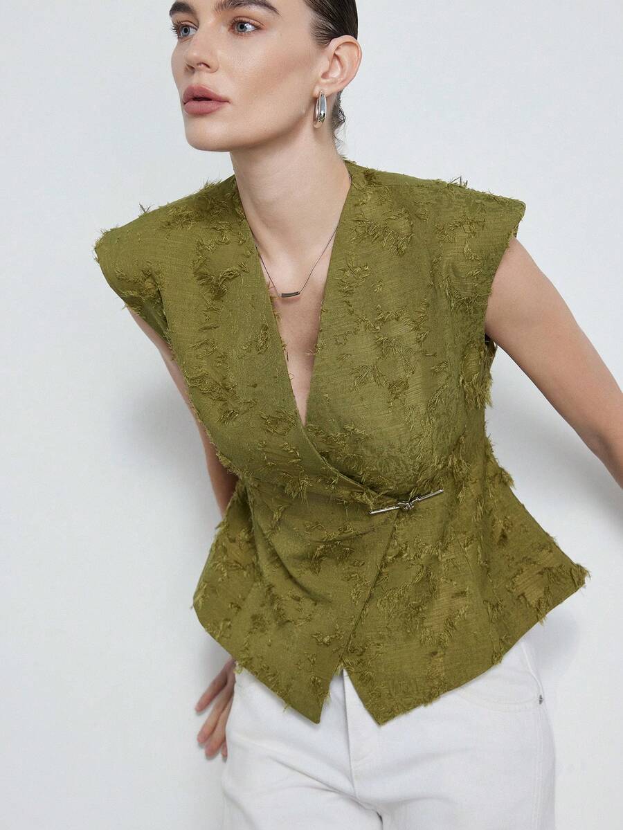 Aveloria Modichic Olive Green Jacquard Tassel Fabric Elegant Design Waist Cinched Vest With Asymmetric Metal Button Decor, Versatile For Work And Leisure, Vintage Style Fitted For Women - Green - View 1